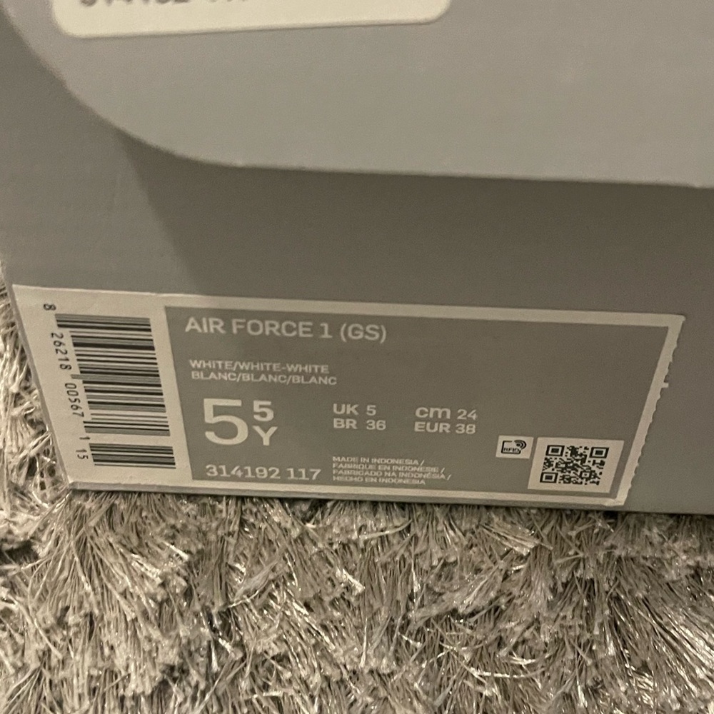 Custom Air-force 1s - Picture 3 of 9